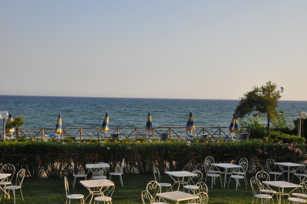 Settebello Village Lido Di Fondi Exterior photo
